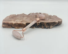 Load image into Gallery viewer, Crystal Face Roller