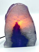 Load image into Gallery viewer, purple agate lamp lit