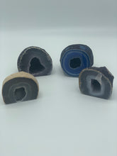 Load image into Gallery viewer, Mini Agate Cave - Purple