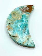 Load image into Gallery viewer, Caribbean Calcite Moon -9cm