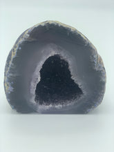 Load image into Gallery viewer, Mini Purple Agate Geode