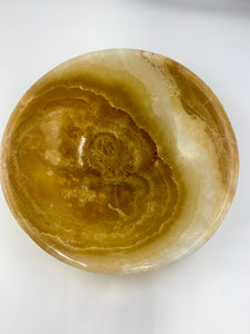 top of large onyx bowl