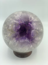 Load image into Gallery viewer, open amethyst geode 
